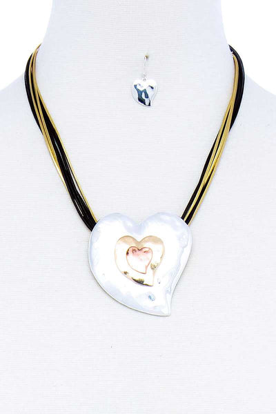 Fashion Triple Heart Pendant Necklace And Earring Set